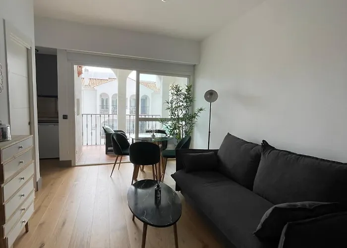 Privado En Occidental Puerto Banus Апартаменты Марбелья