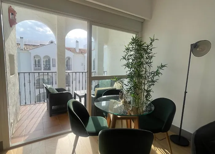 Privado En Occidental Puerto Banus Апартаменти