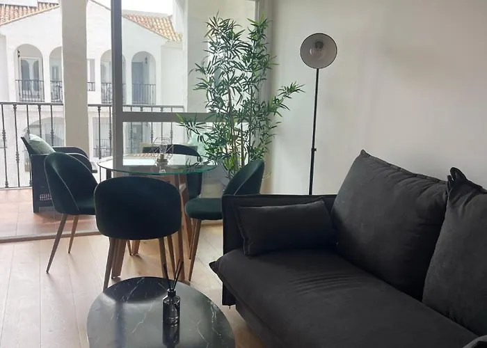 Privado En Occidental Puerto Banus * Марбелья